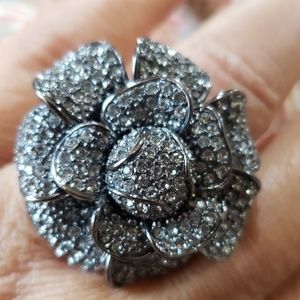 Vintage smoke rhinestone flower ring